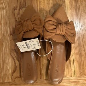 NWT J. Crew Factory Tan Bow Mules